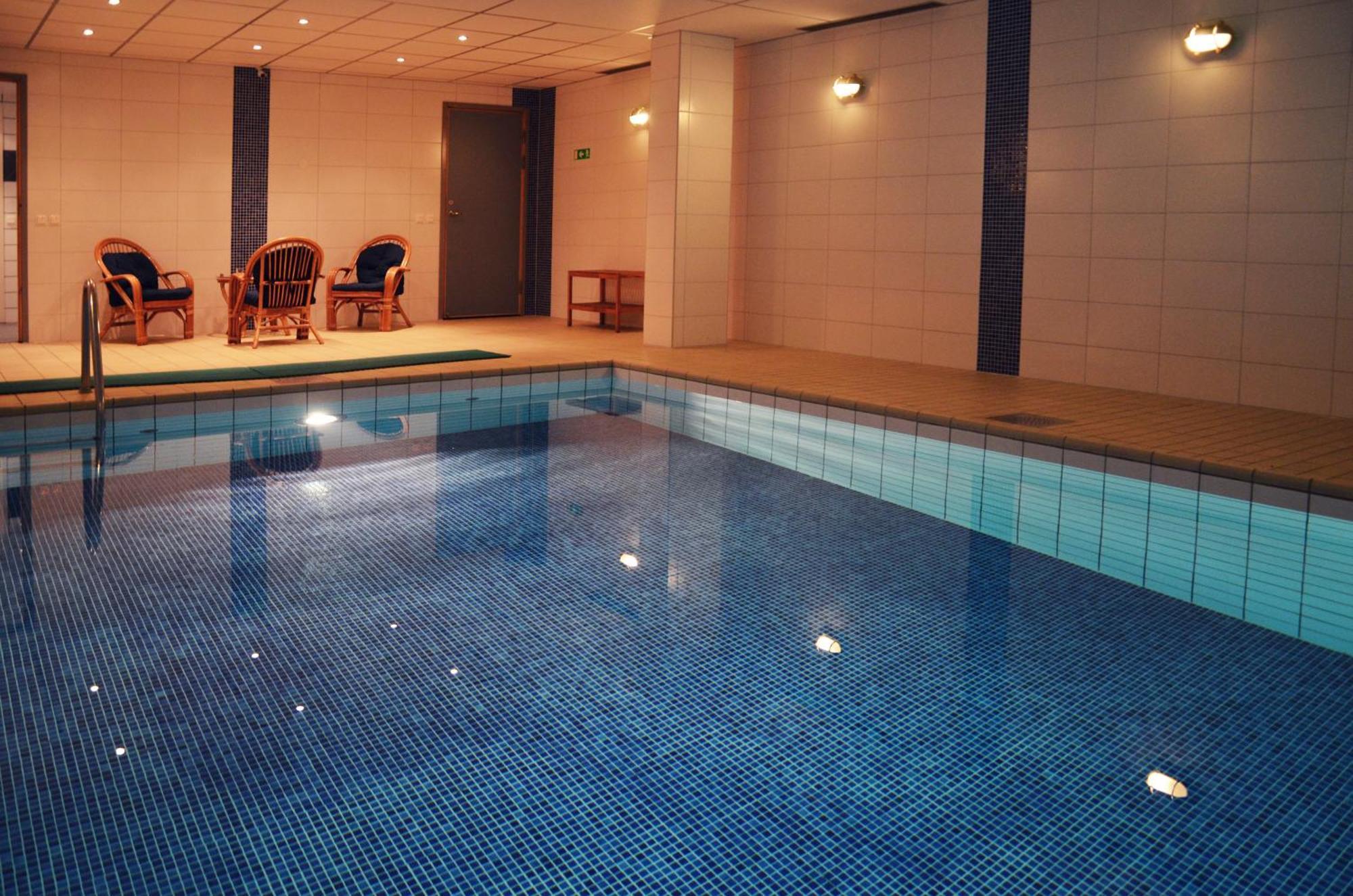 First Hotel Royal Saffle Kemudahan gambar